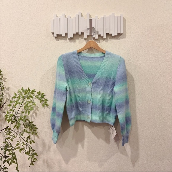 J.ING Green Purple V Neck Balloon Sleeve Short Cardigan Sweater Top NWT One Size - Picture 2 of 7